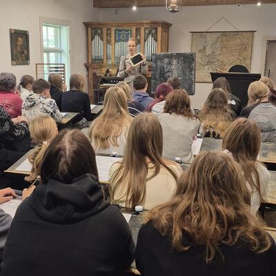7.a, b, d klasside õppekäik Palamuse muuseumisse